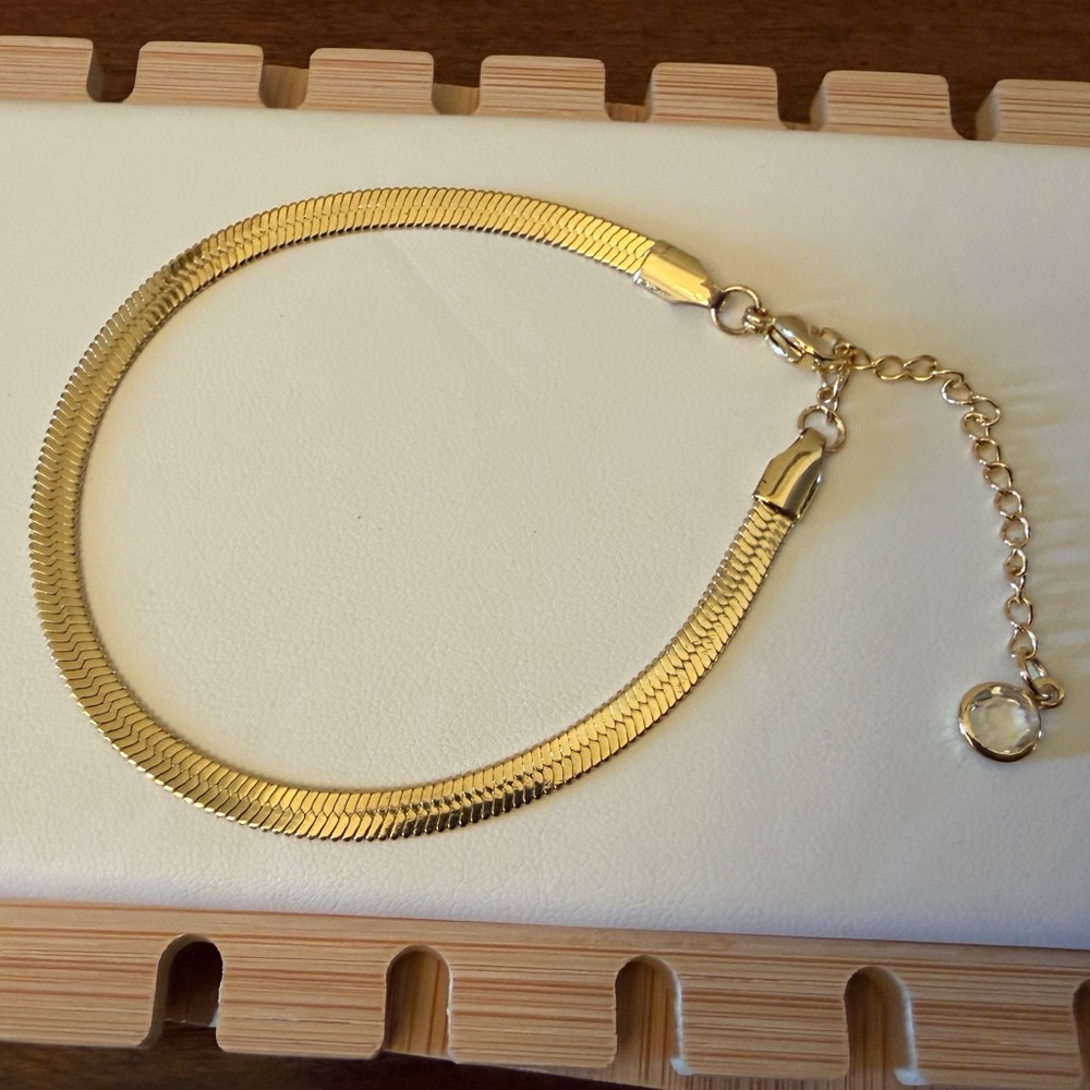 Gold Herringbone Bracelet or Anklet with Adjustable Extender, Like New - Picture 2 of 9